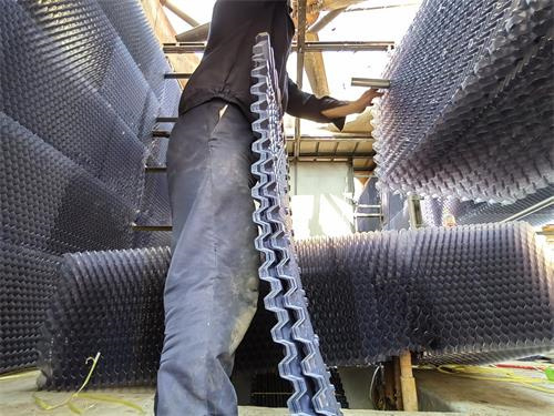 廣東涼水塔在使用時應該進行哪些檢查工作呢?(閉式涼