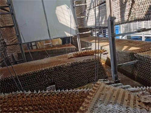 冷卻塔廠家：冷卻塔的工作方式及特點(冷卻塔廠家現狀)