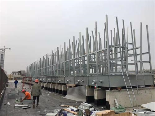 冷卻塔運用過程中出現噪音及振蕩怎么辦?(冷卻塔的振