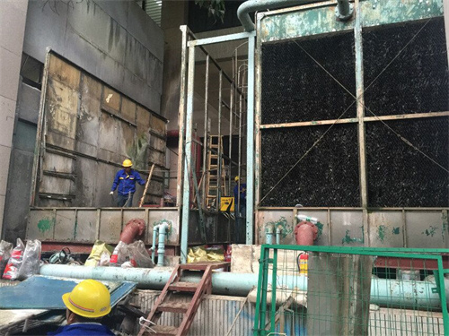 玻璃鋼冷卻塔漂水的原因